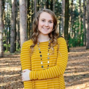 Meet your Posher, Evalyn